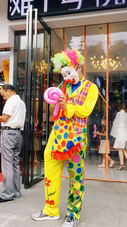 棒棒糖97 @经纪人小微  @微影