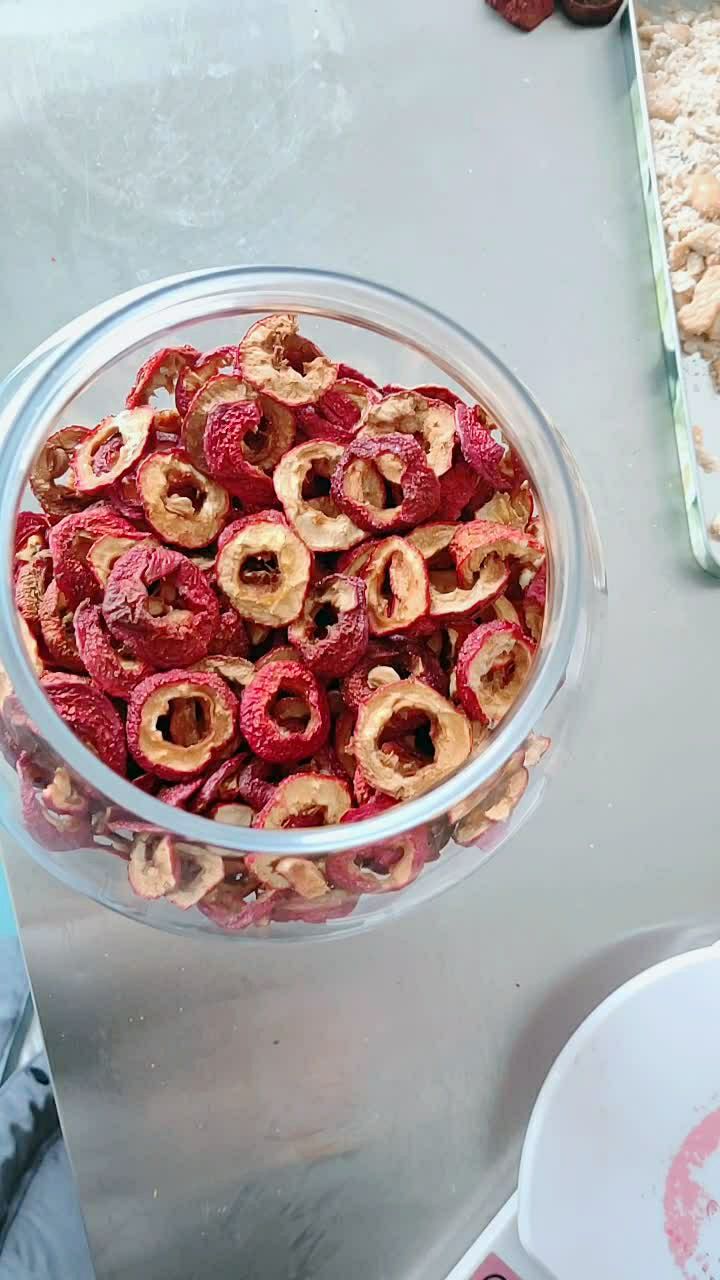 纯手工制作干山楂片919191山楂片泡水的功效:消食导滞,活血祛瘀