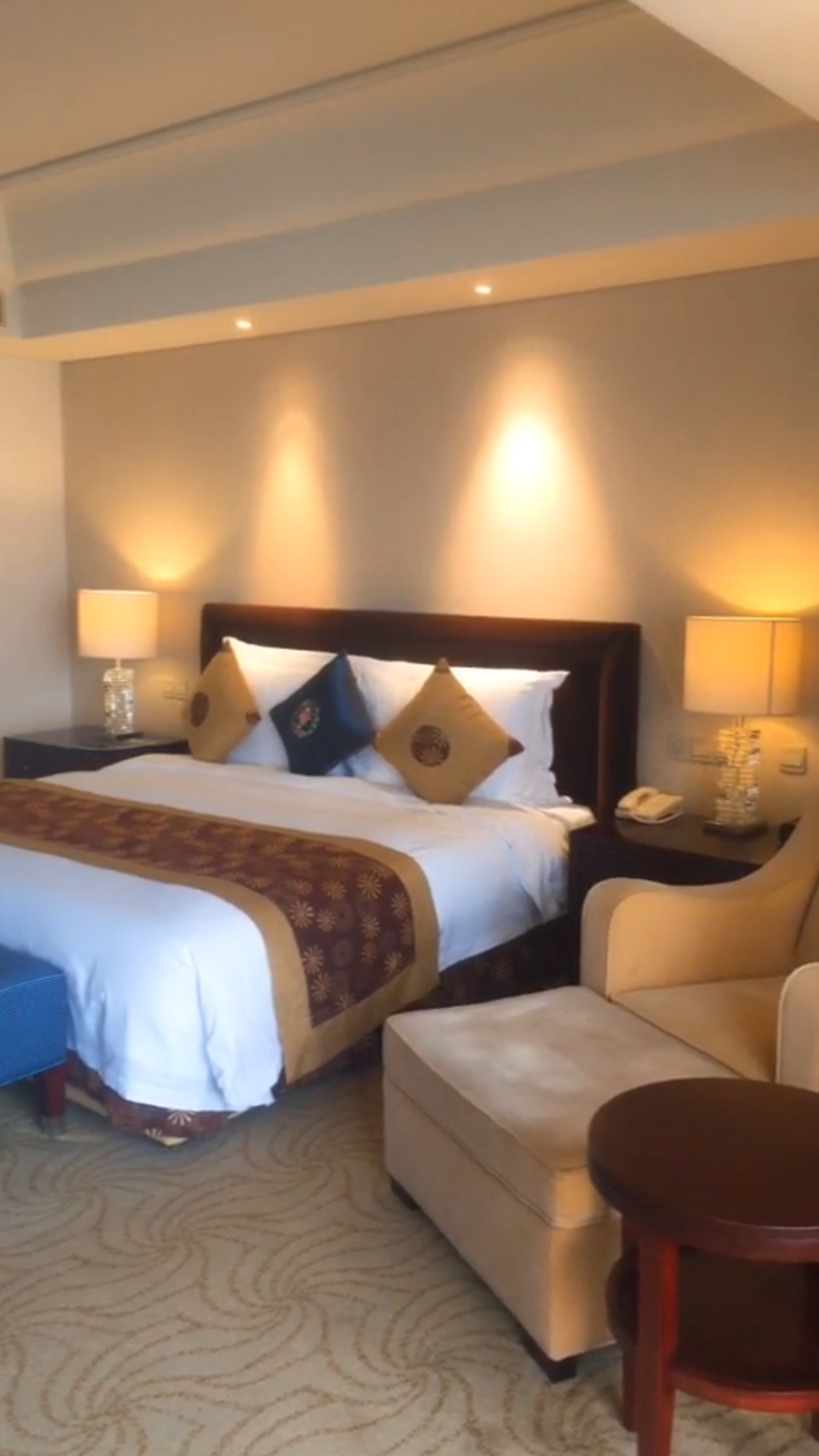 星级总统套房,晚上夜景超美!