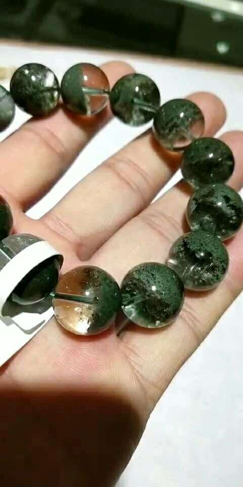 天然水晶绿幽灵手串,聚宝盆,晶体干净,颜色纯正漂亮,珠体直径16.